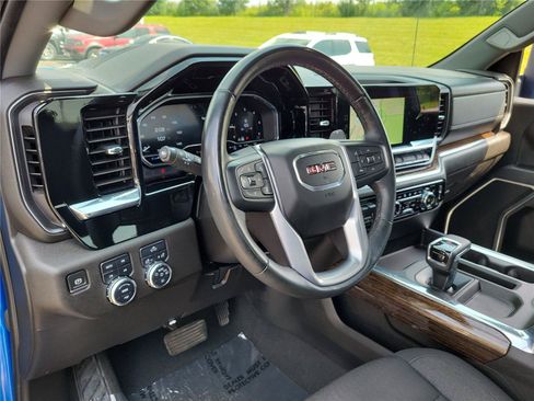 Used 2023 GMC Sierra 1500 Elevation AWD/4WD image 17