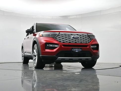 Certified 2021 Ford Explorer Platinum w/ Equipment Group 601A AWD/4WD image 37