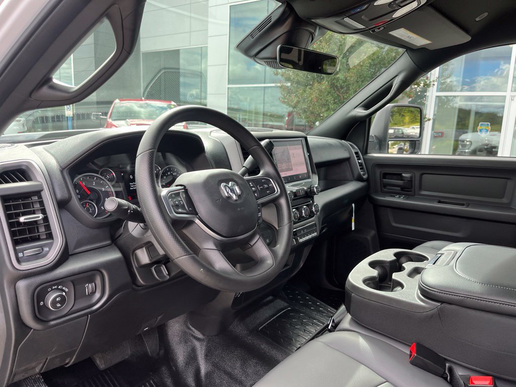 New 2027 RAM 5500 Tradesman AWD/4WD image 6