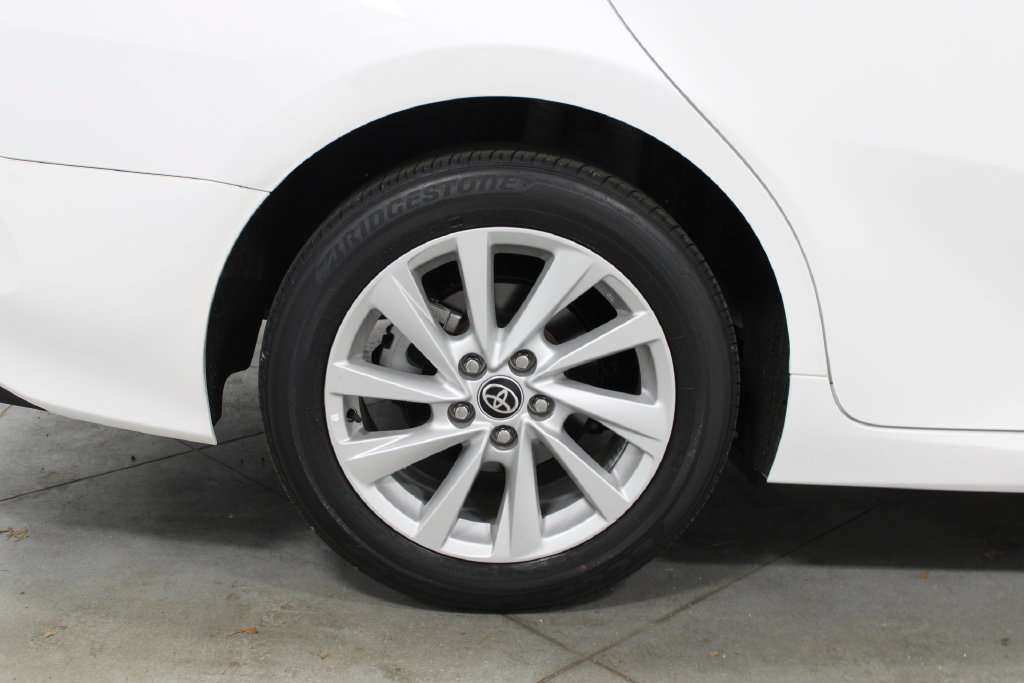 Used 2022 Toyota Camry LE FWD image 63