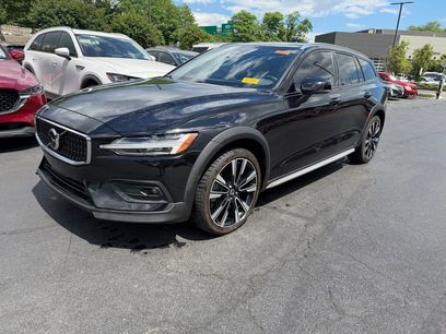 Used 2024 Volvo V60 B5 Cross Country Ultimate