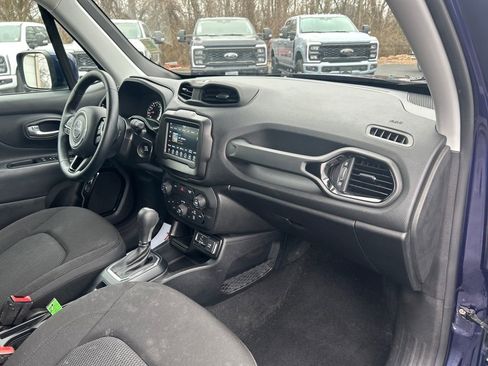 Used 2019 Jeep Renegade Altitude w/ Quick Order Package 2XM image 42