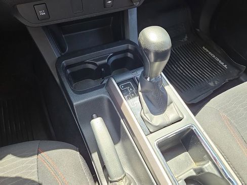 Used 2017 Toyota Tacoma SR5 w/ Tow Package image 28