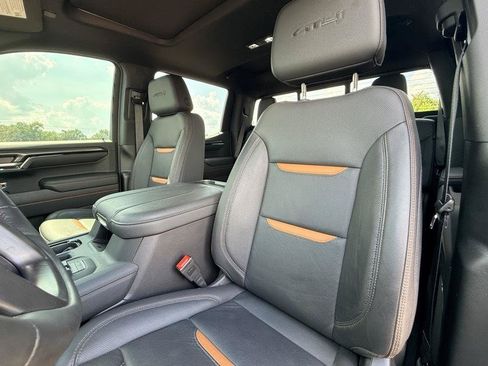 Used 2024 GMC Sierra 1500 AT4 w/ Technology Package AWD/4WD image 21