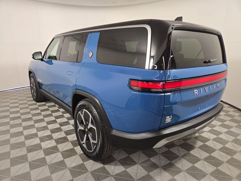Used 2024 Rivian R1S Adventure AWD/4WD image 3