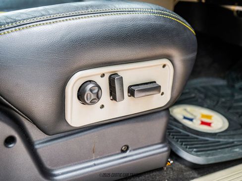 Used 2003 HUMMER H2 w/ Preferred Equipment Group image 63