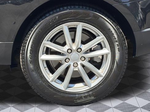 Used 2019 Land Rover Range Rover Sport SE AWD/4WD image 11