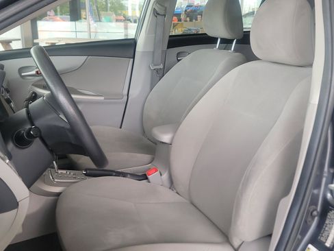 Used 2012 Toyota Corolla LE w/ Premium Pkg FWD image 10