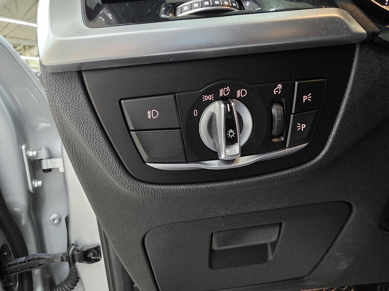 Used 2021 BMW X3 sDrive30i RWD image 38