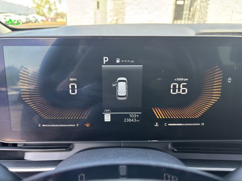 Certified 2026 Kia Carnival FWD image 27