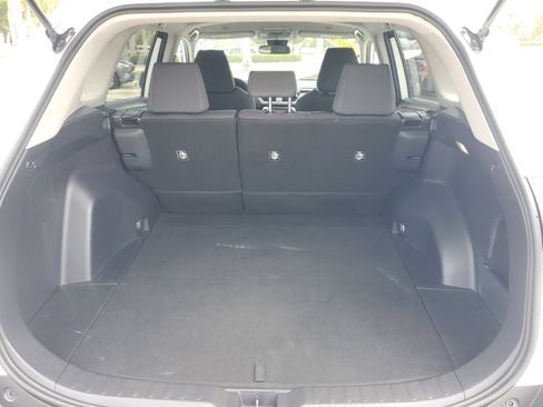 Used 2023 Toyota RAV4 LE image 9