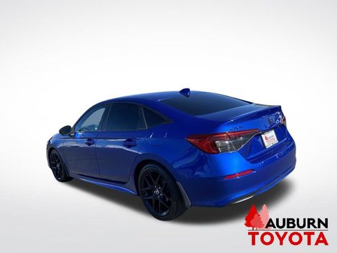 Used 2023 Honda Civic Sport image 5