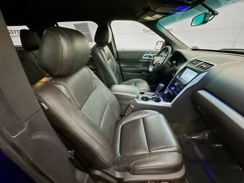 Used 2014 Ford Explorer XLT w/ Equipment Group 202A image 27