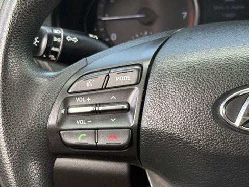 Used 2018 Hyundai Elantra GT FWD image 13