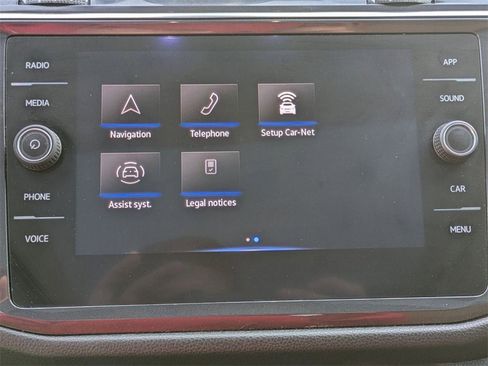 Used 2022 Volkswagen Tiguan SE image 24