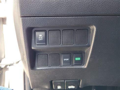 Used 2017 Nissan Rogue S w/ S Appearance Package image 23