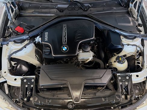 Used 2015 BMW 320i xDrive Sedan AWD/4WD image 35