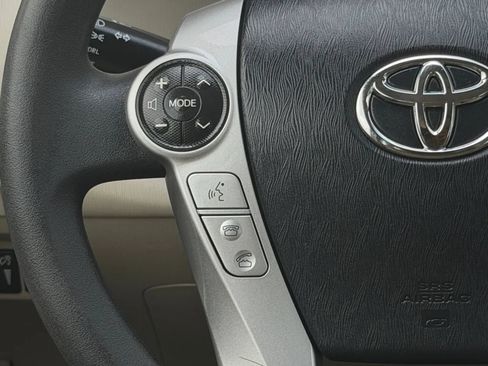 Used 2014 Toyota Prius V Three FWD image 30
