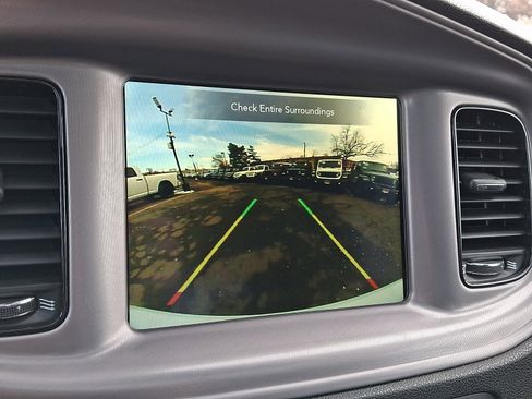 Used 2023 Dodge Charger SXT w/ Blacktop Package image 18