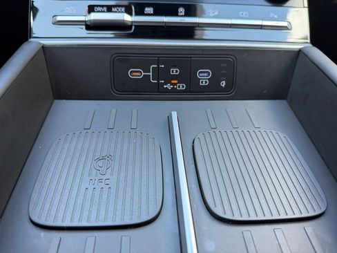 Certified 2025 Hyundai Santa Fe XRT AWD/4WD image 31