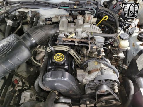 Used 1989 Ford Mustang LX image 16