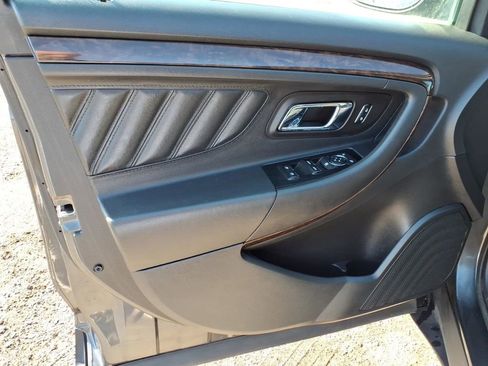 Used 2015 Ford Taurus Limited w/ Equipment Group 301A FWD image 14