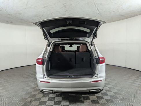 Used 2019 Buick Enclave Avenir w/ Avenir Technology Package image 9