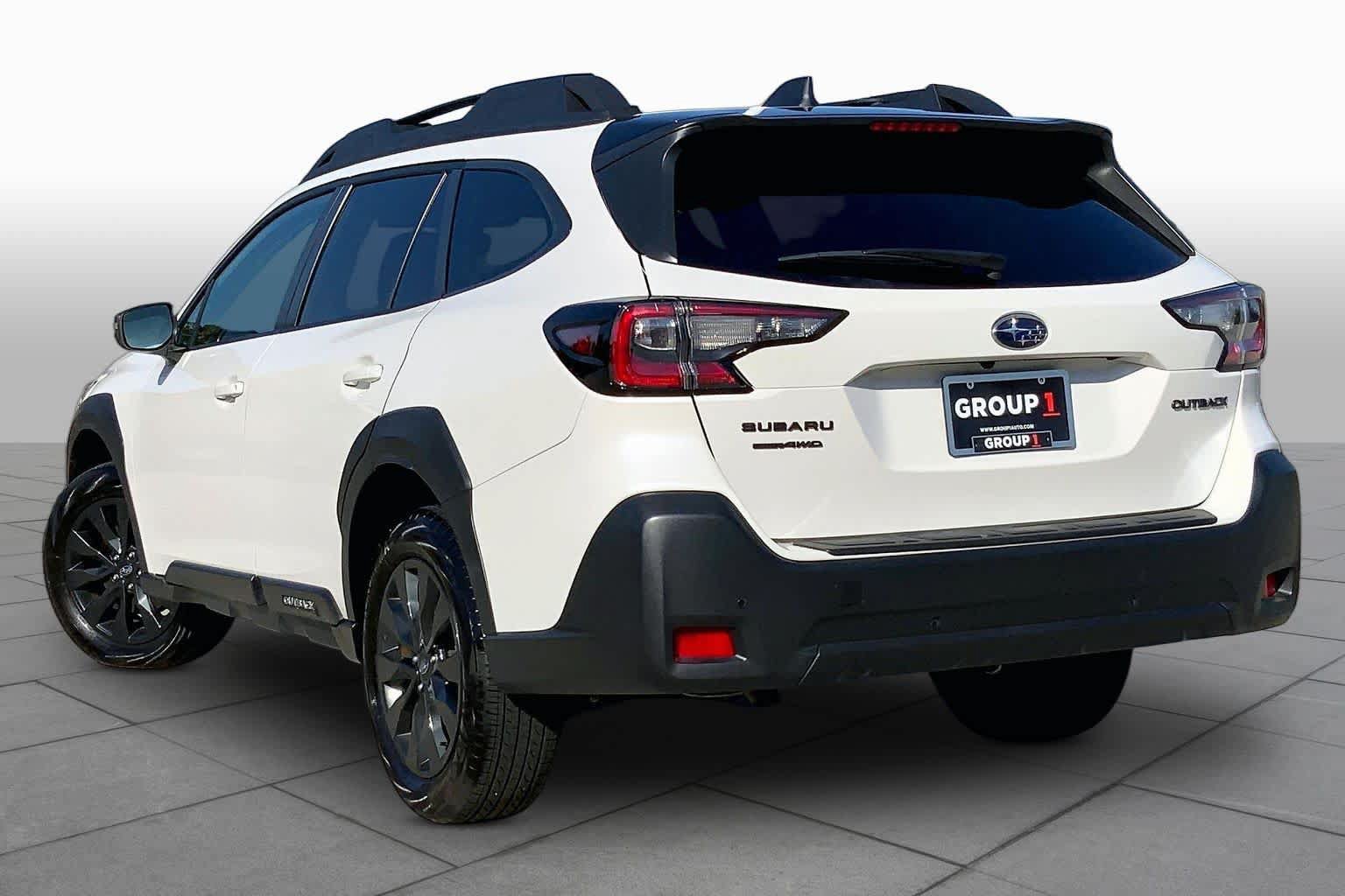 Used 2025 Subaru Outback Onyx Edition AWD/4WD image 12
