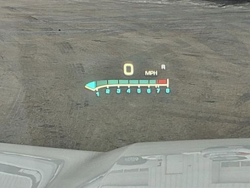 Used 2022 GMC Acadia AT4 w/ Technology Package image 17