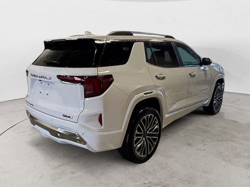 New 2026 GMC Terrain Denali w/ LPO, Floor Liner Package AWD/4WD image 6