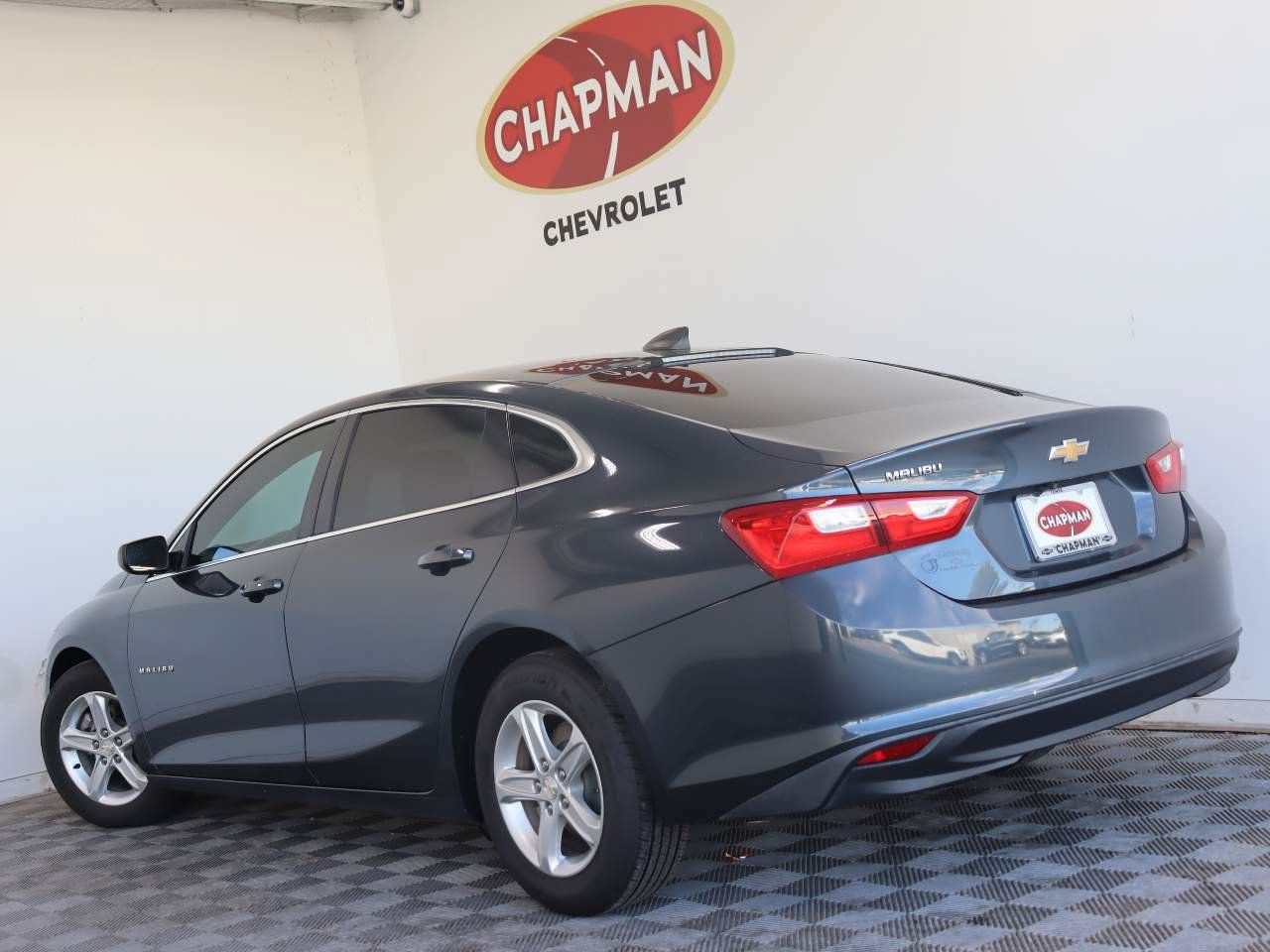 Used 2020 Chevrolet Malibu LS FWD image 4