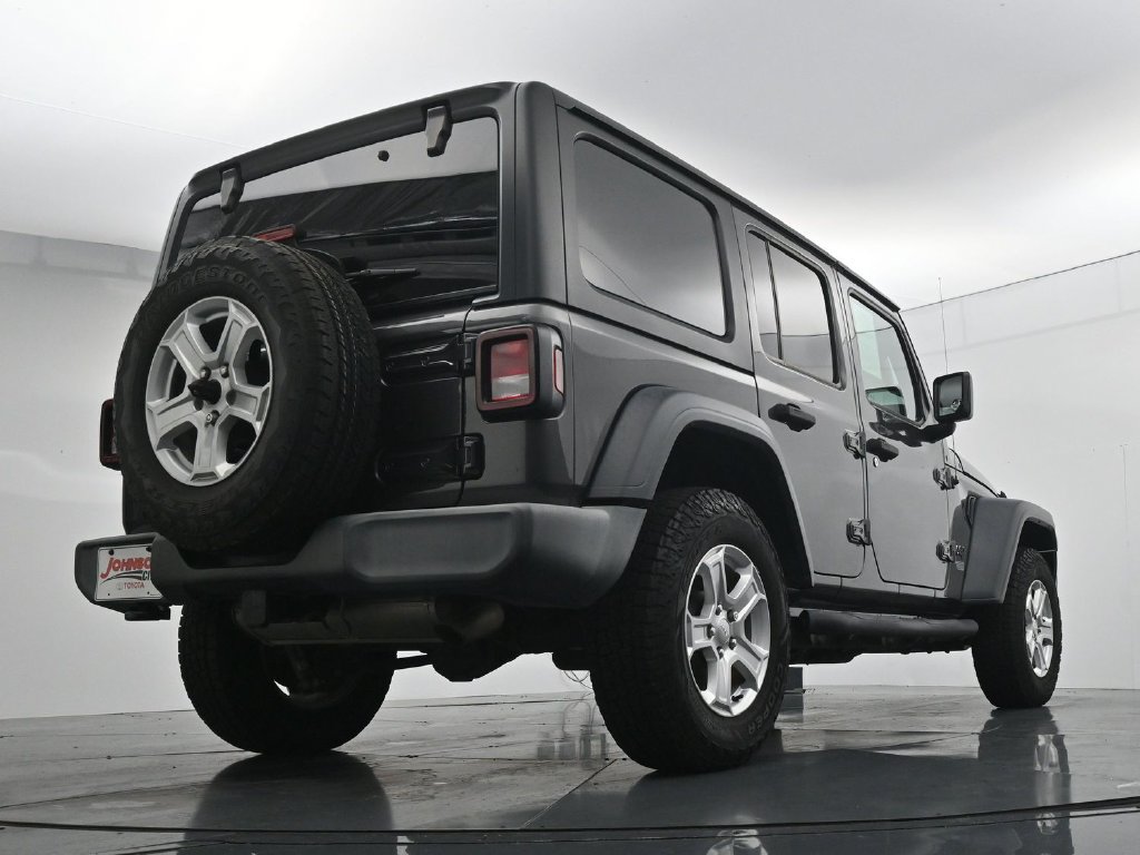 Used 2018 Jeep Wrangler Unlimited Sport S AWD/4WD image 33