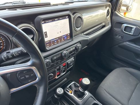 Used 2019 Jeep Wrangler Unlimited Sahara w/ Uconnect 4C Nav & Sound Group image 69