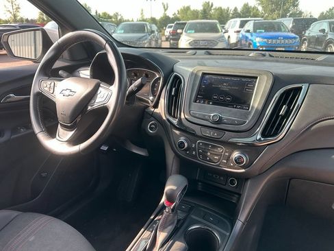 Used 2022 Chevrolet Equinox RS w/ LPO, Floor Liner Package AWD/4WD image 33