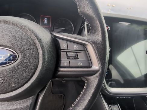 Used 2025 Subaru Outback Premium image 16