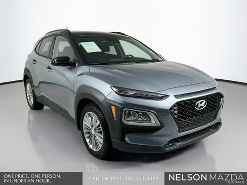 Used 2020 Hyundai Kona SEL w/ Cargo Package FWD image 3