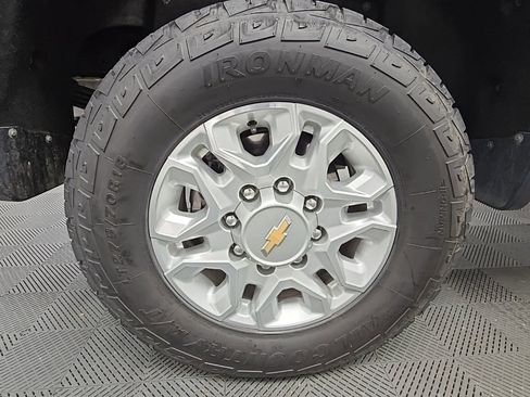 Used 2021 Chevrolet Silverado 2500 LT w/ Fleet Comfort Package image 41