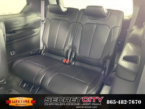 New 2026 Jeep Grand Cherokee L Limited AWD/4WD image 30