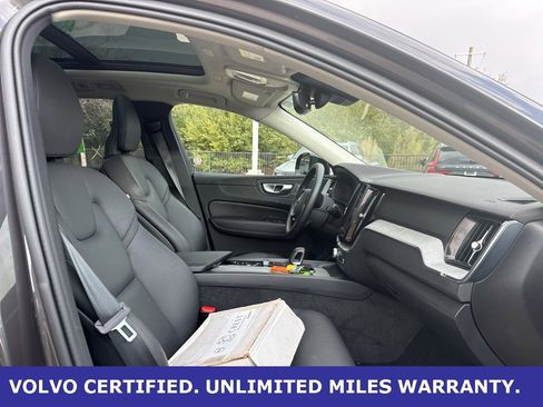 Certified 2025 Volvo XC60 B5 Plus image 10