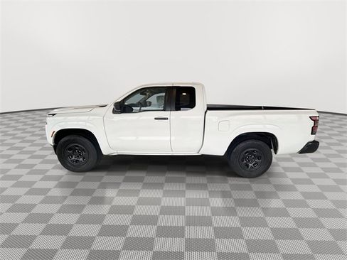 Used 2024 Nissan Frontier S w/ S Utility Package image 6