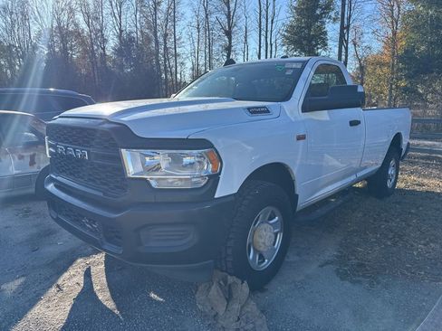 Used 2019 RAM 2500 Tradesman image 3