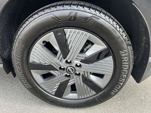 Certified 2025 Nissan Murano SL AWD/4WD image 4
