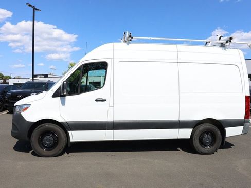 Used 2023 Mercedes-Benz Sprinter 2500 w/ Acoustic Package image 2
