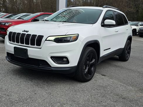 Used 2019 Jeep Cherokee Latitude Plus image 1