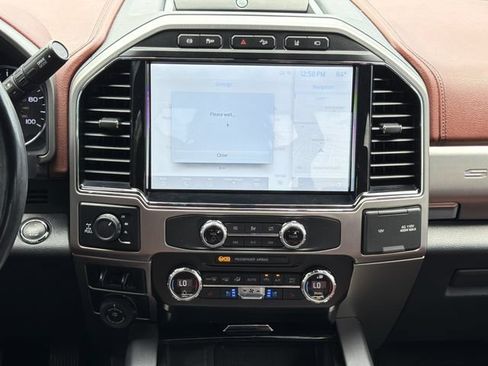Used 2022 Ford F350 Platinum AWD/4WD image 19
