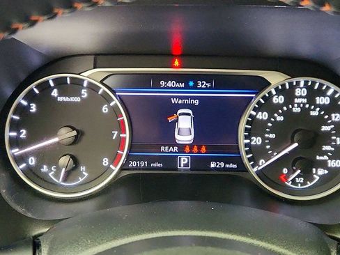 Used 2021 Nissan Sentra SR FWD image 14