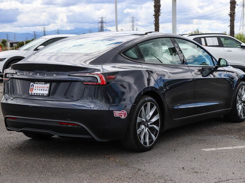 Used 2024 Tesla Model 3 Standard Range RWD image 6