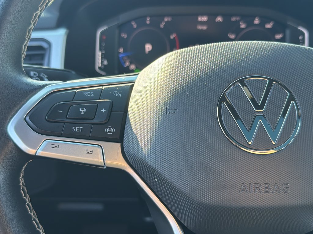 Certified 2023 Volkswagen Atlas Cross Sport SE AWD/4WD image 13