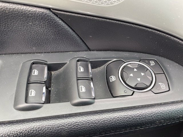 Used 2016 Ford Explorer XLT w/ Equipment Group 202A AWD/4WD image 4