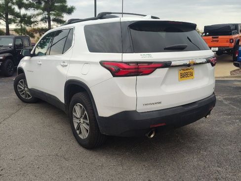 Used 2023 Chevrolet Traverse LT image 5